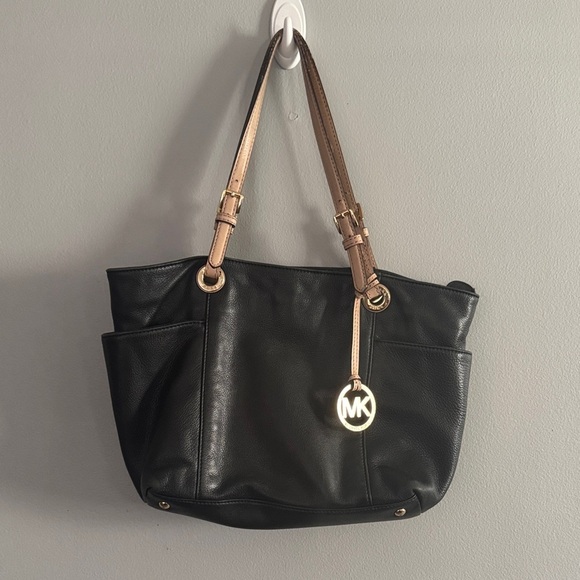 Michael Kors Handbags - Michael Kors Brown Jet Set Shoulder Bag with Gold Accents